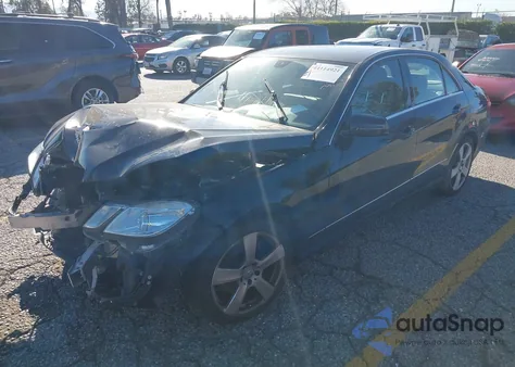 2011 Mercedes-Benz E 350 z USA, uszkodzony, nr VIN WDDHF5GB8BA343051